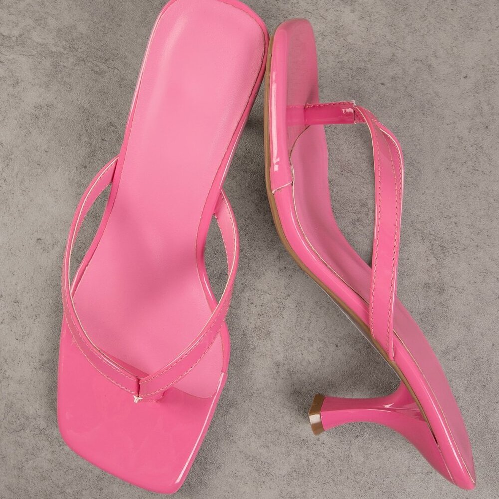 Hot Pink Casual Women's Pyramid Heel Stitch Thong Sandals - Picture 4 of 4